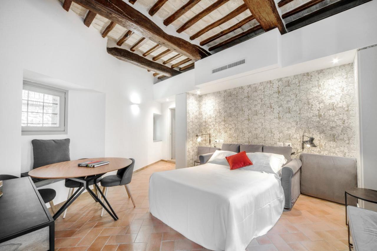 Palazzo Bozzoni Assisi Boutique Apartments Luaran gambar